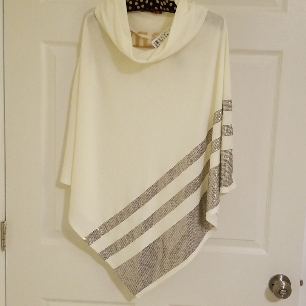 Pancho sweater